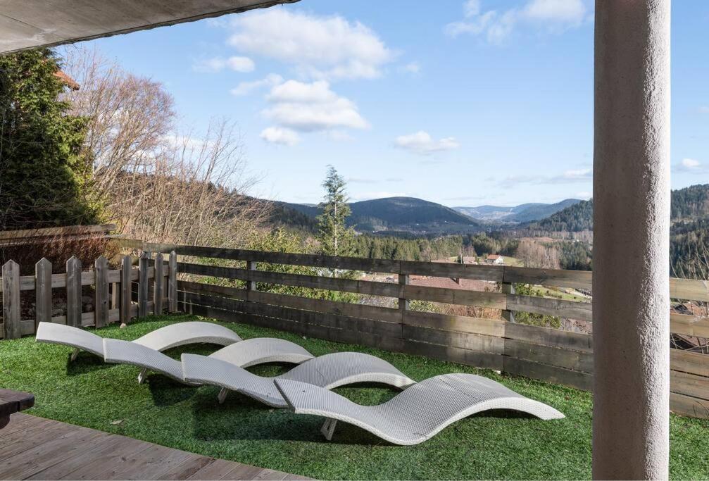 Luxueux Chalet Avec Vue Sur Les Pistes Et Le Hohneck Le Tholy Exteriér fotografie